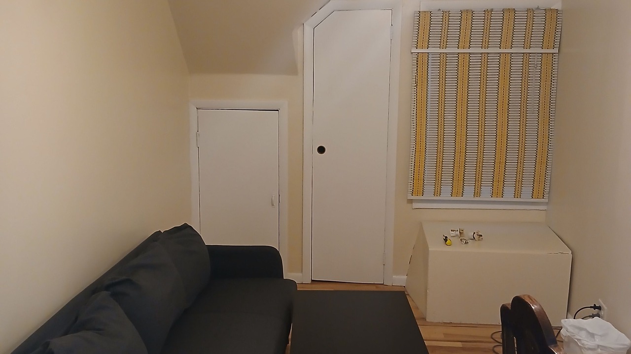 Photo of Livingroom in Lowry Hill East