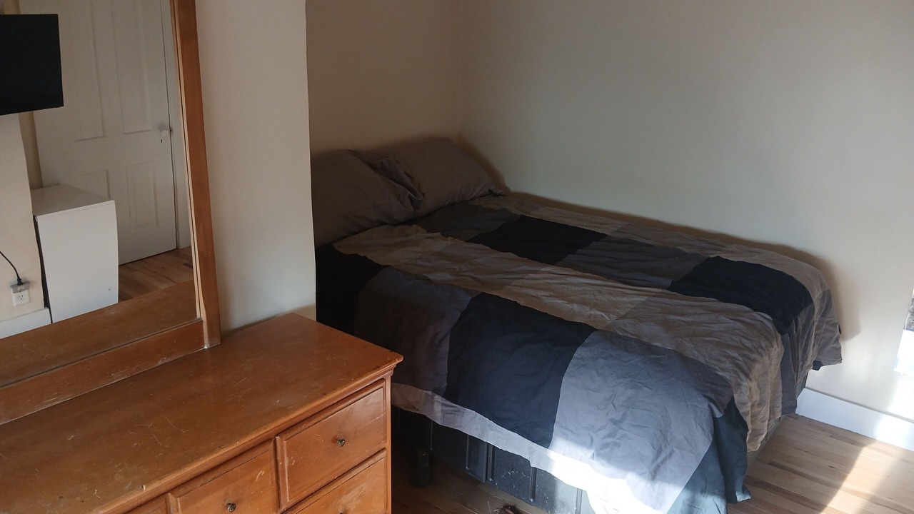 Photo of Bedroom in Lowry Hill East