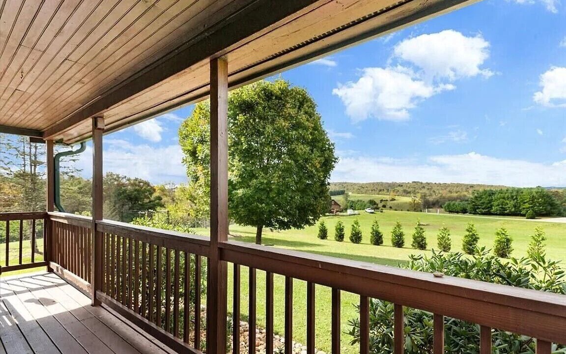Photo of Outdoor in Max Meadows