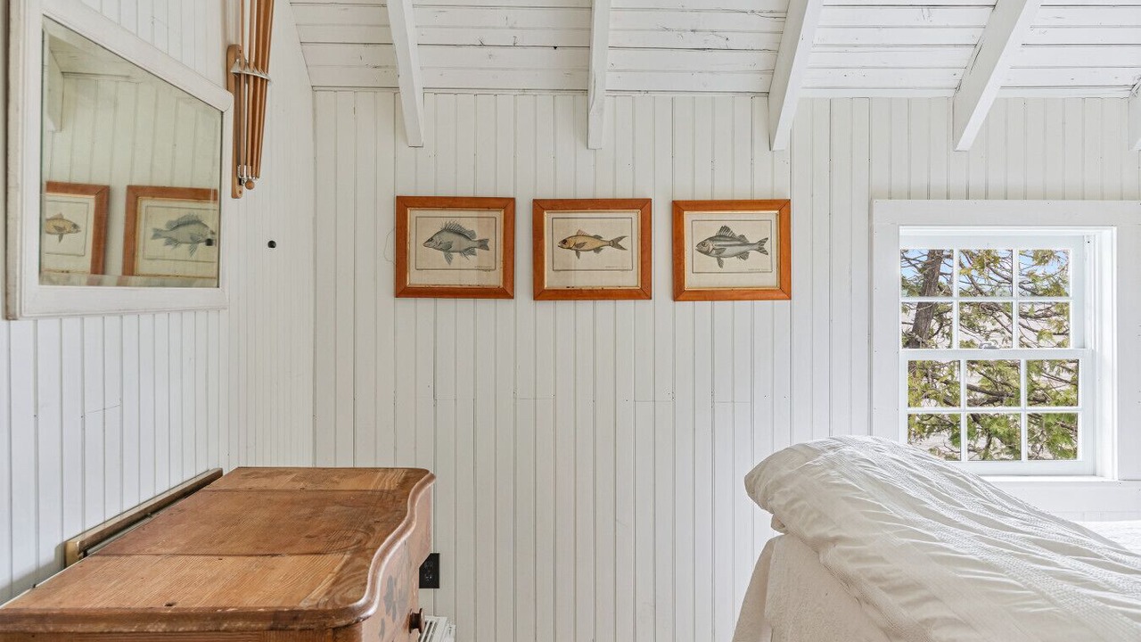 Photo of Bedroom in Moriah Center