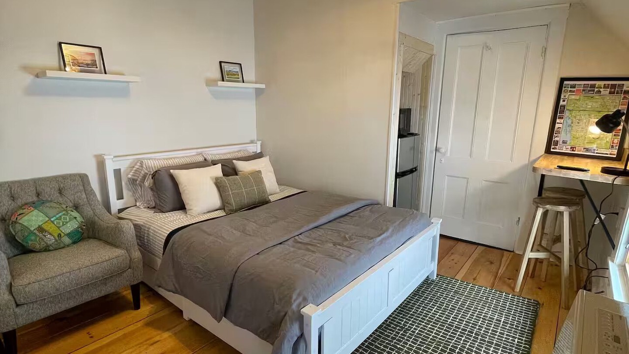 Photo of Bedroom in Old North End