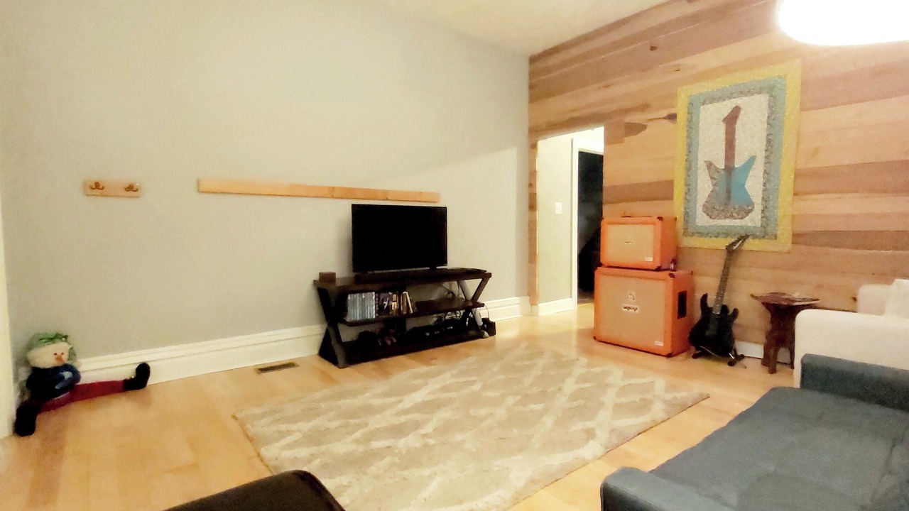 Photo of Livingroom in Ashland