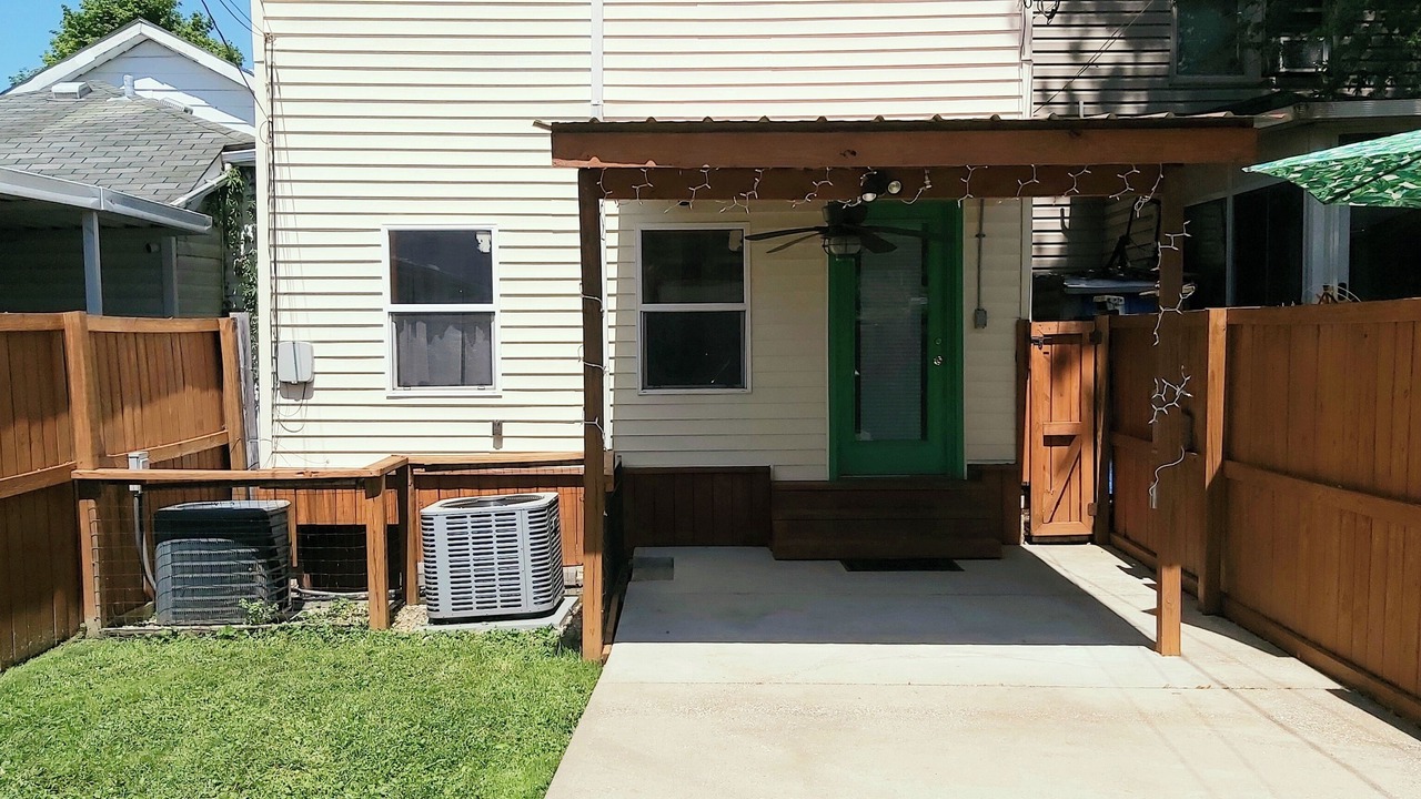 Photo of Outdoor in Ashland