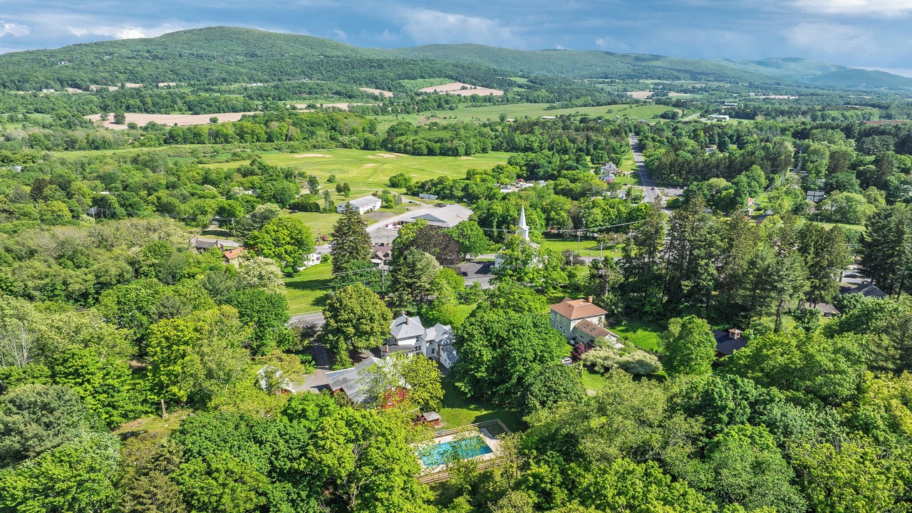 Photo of Outdoor in Hillsdale