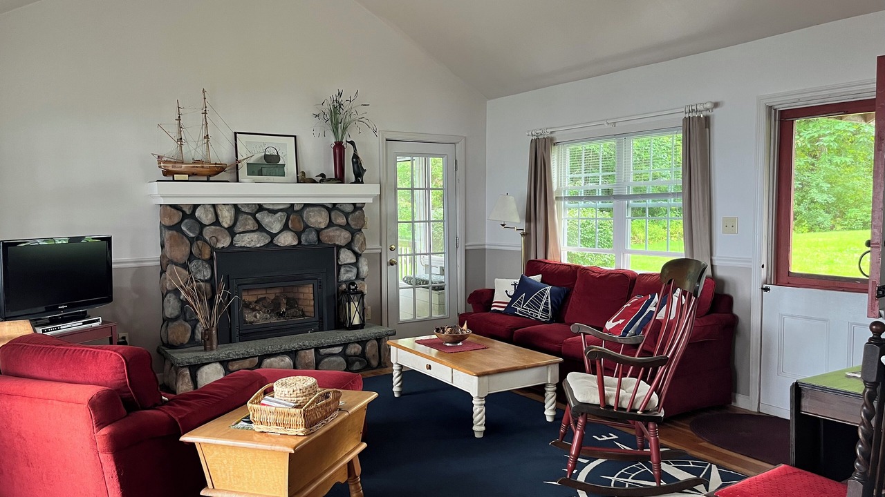 Photo of Livingroom in Willsboro
