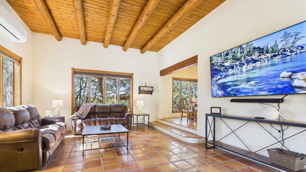 Photo of Livingroom in Santa Fe