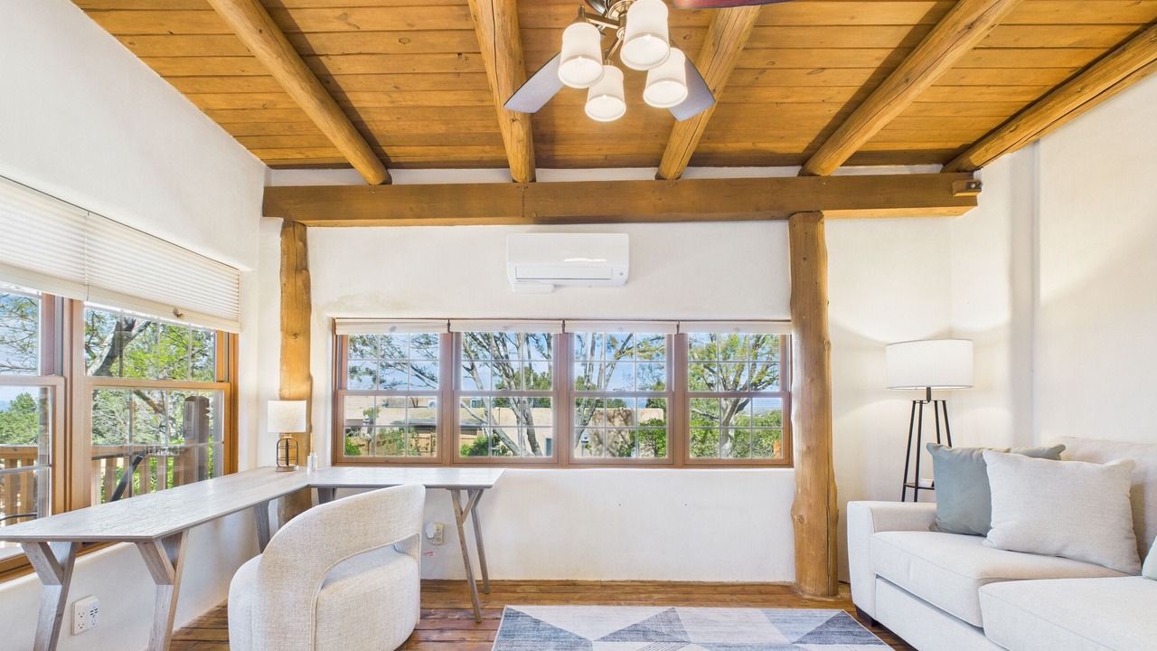 Photo of Livingroom in Santa Fe