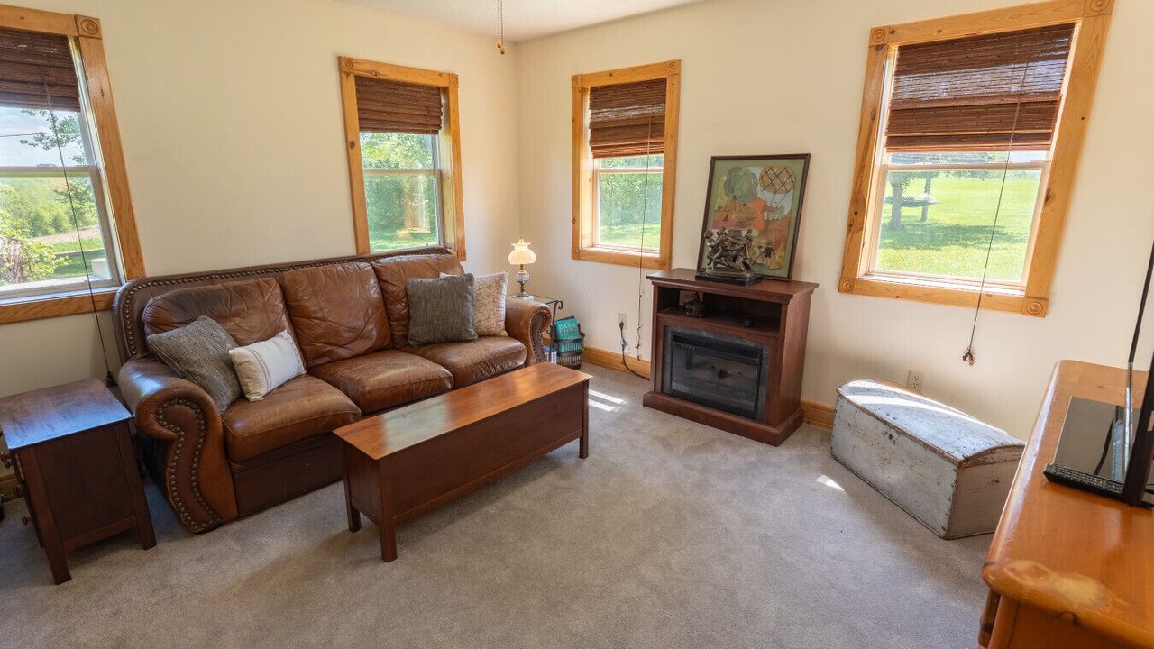 Photo of Livingroom in Pepin