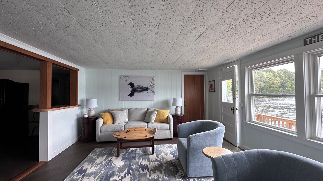 Photo of Livingroom in Alton