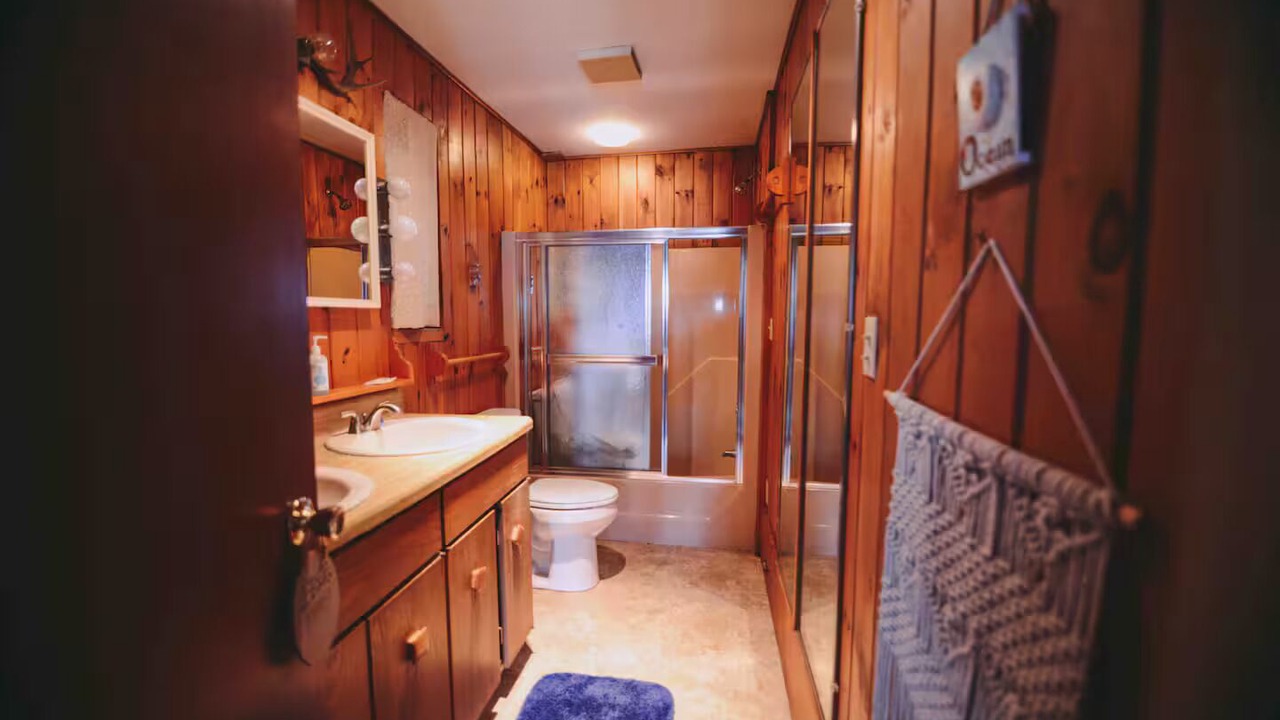Photo of Bathroom in Schroon Lake