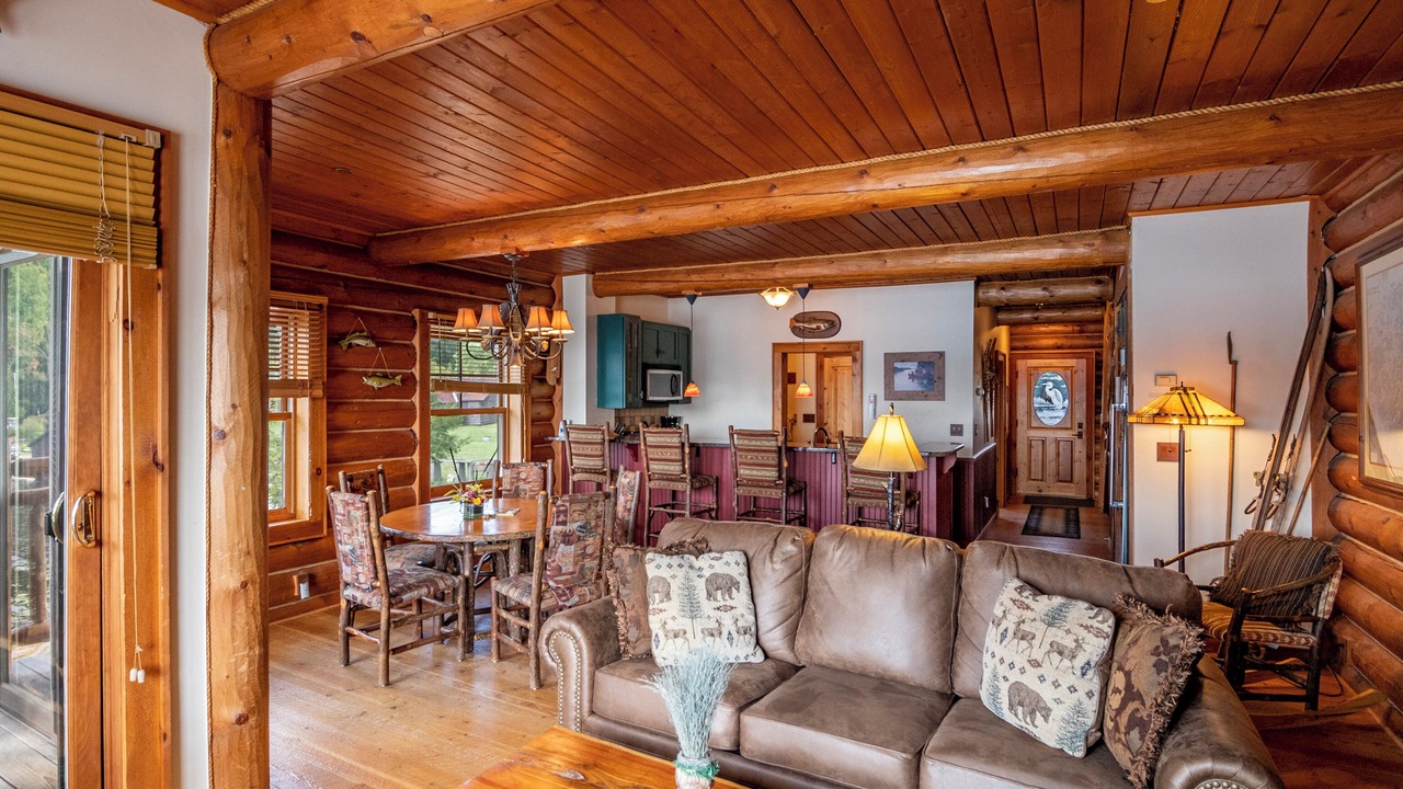 Photo of Livingroom in Saranac Lake