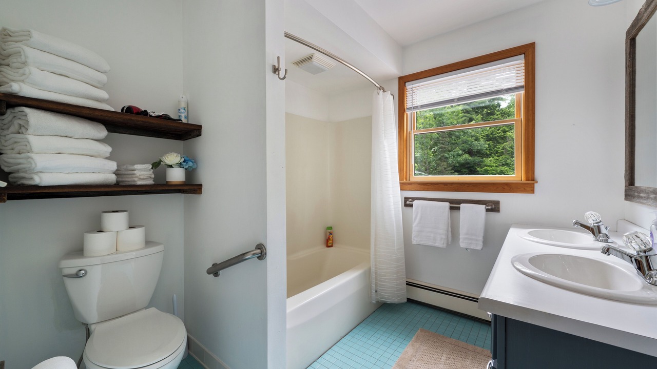 Photo of Bathroom in Warrensburg
