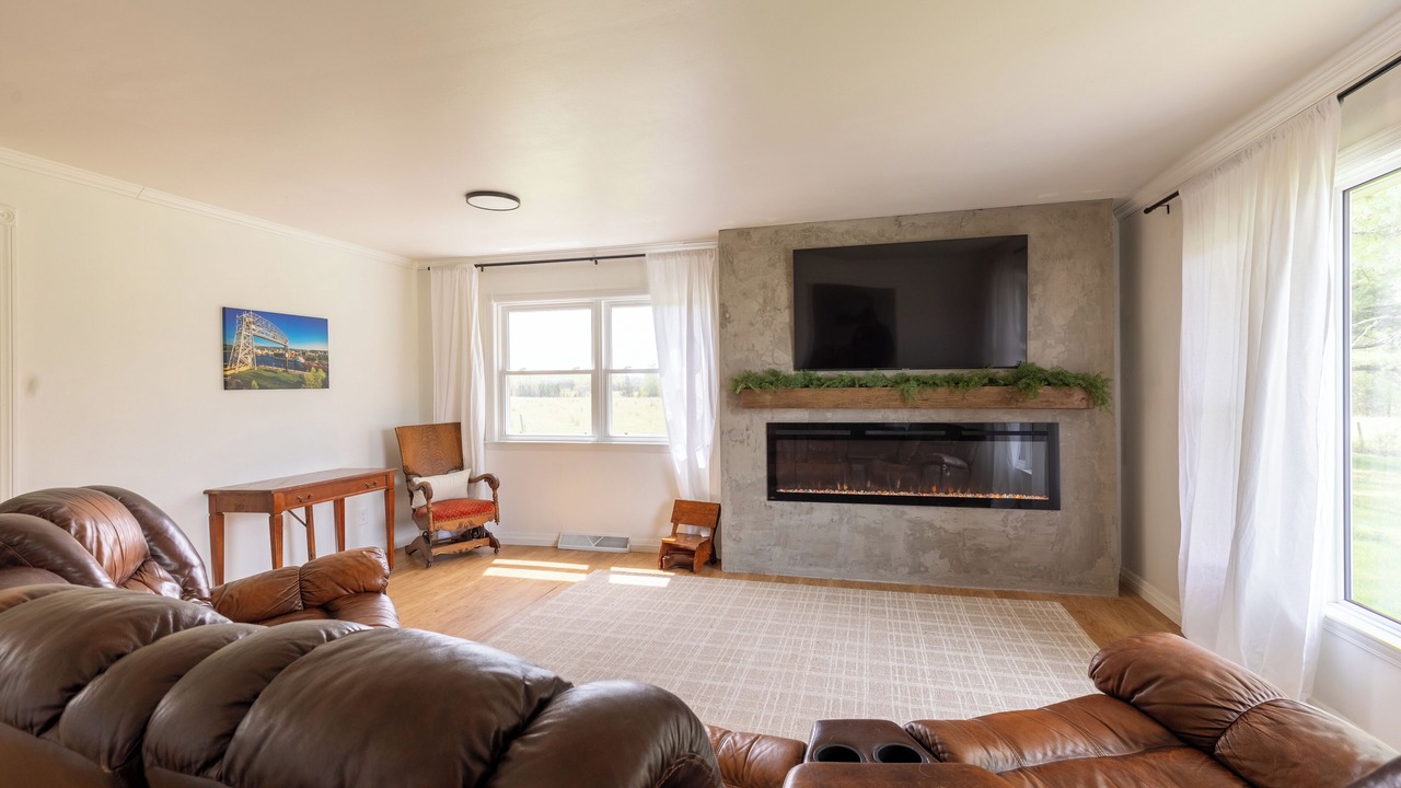 Photo of Livingroom in Brule