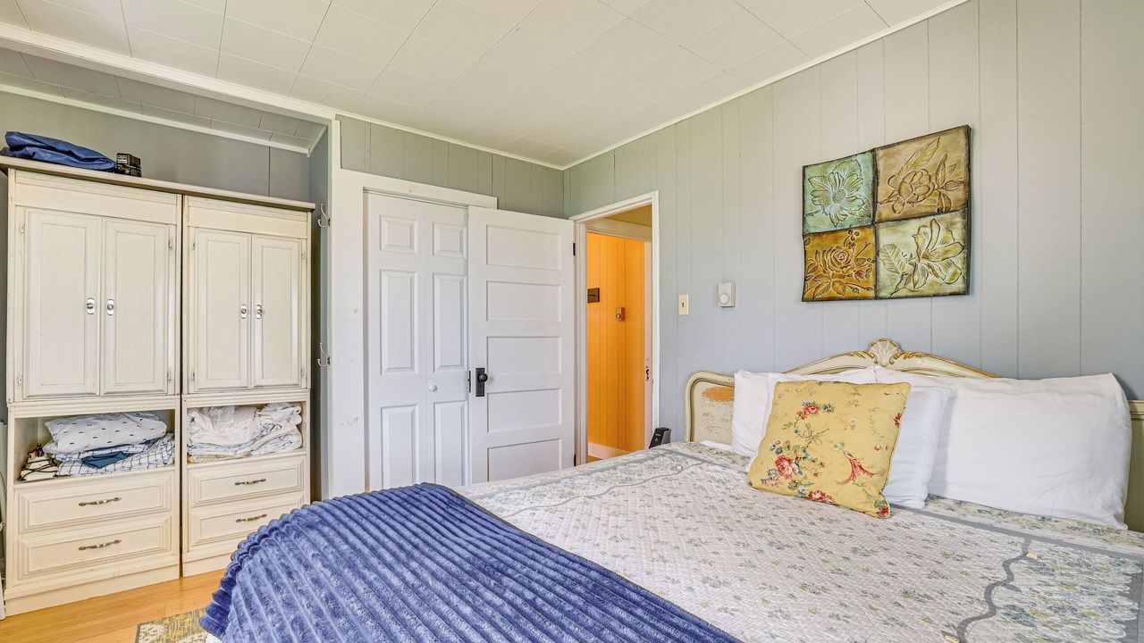 Photo of Bedroom in North Hero