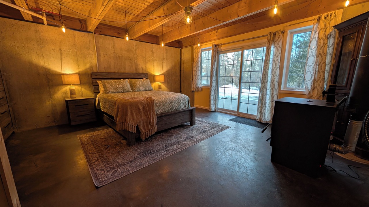 Photo of Bedroom in Sullivan