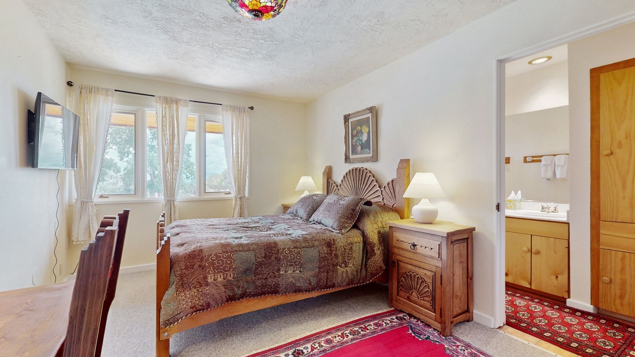 Photo of Bedroom in Arroyo Seco