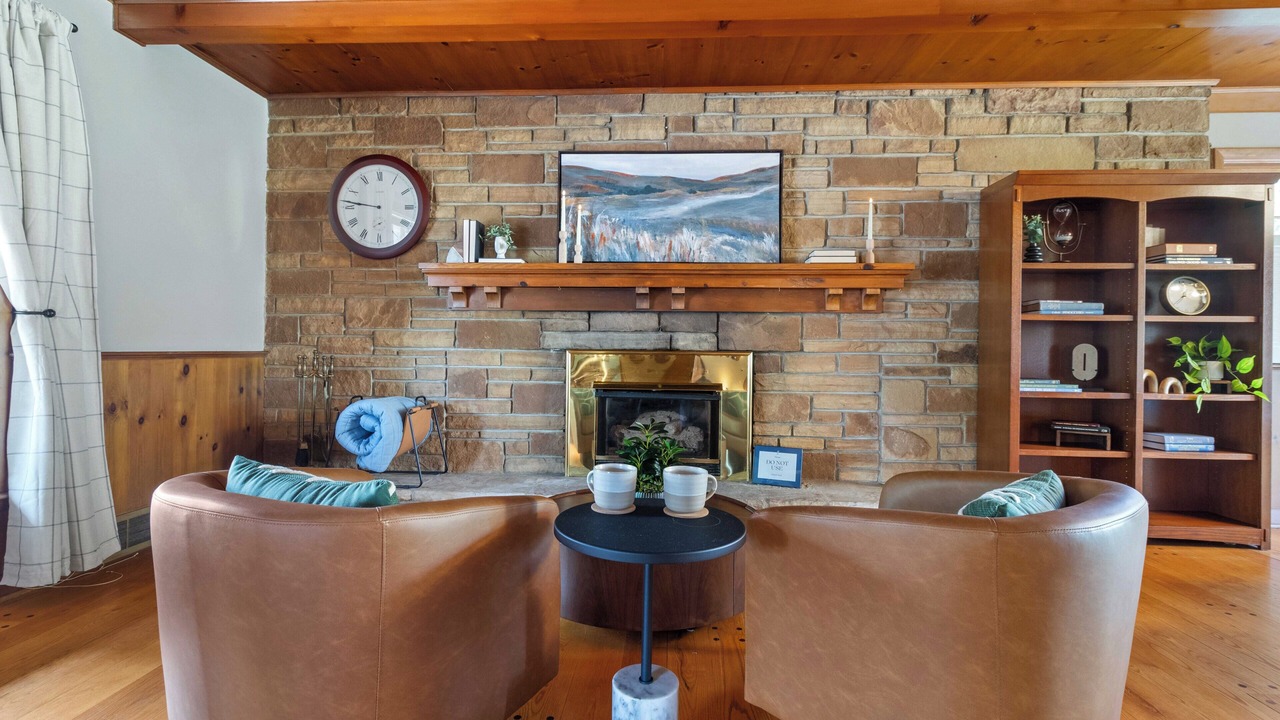 Photo of Livingroom in Wausau