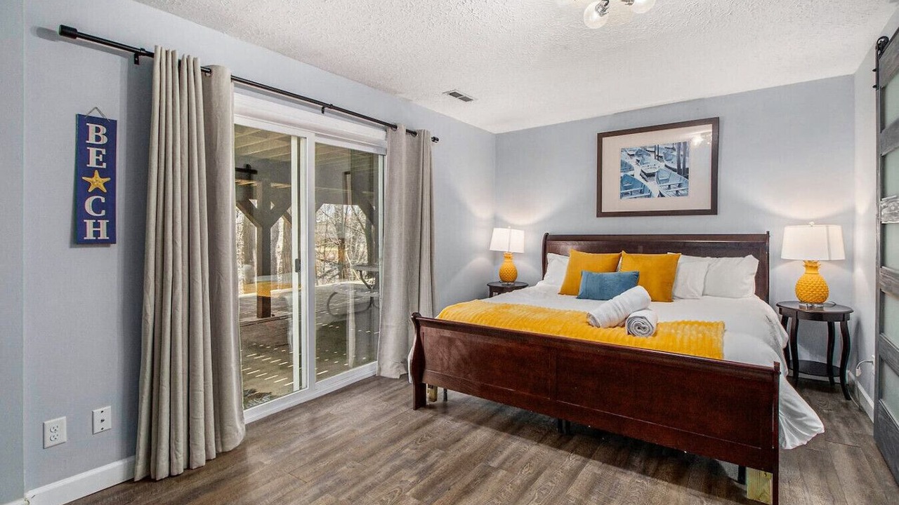 Photo of Bedroom in South Gull Lake