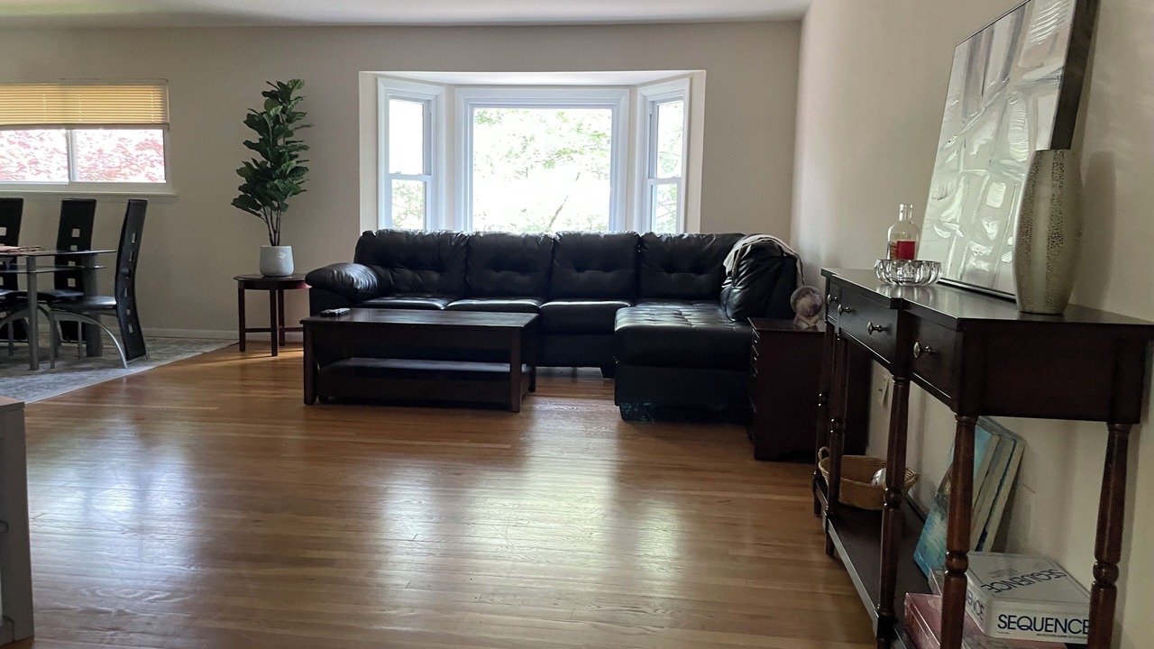 Photo of Livingroom in Colesville