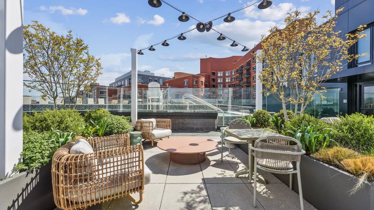 Photo of Outdoor in Clarendon