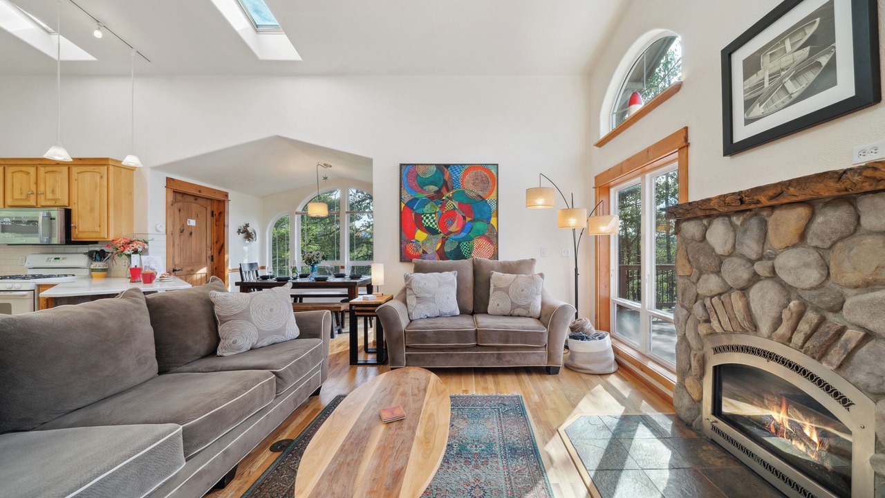 Photo of Livingroom in Nehalem