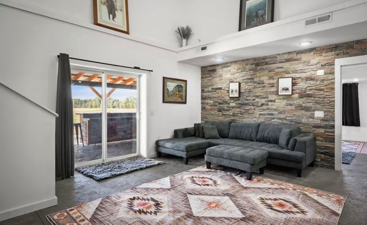 Photo of Livingroom in Arena