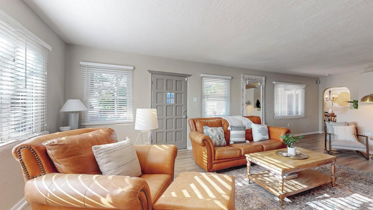 Photo of Livingroom in Southeast Heights