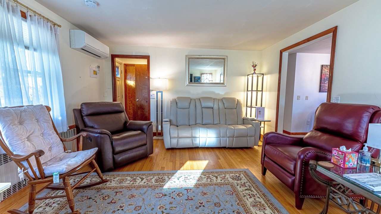 Photo of Livingroom in Middletown