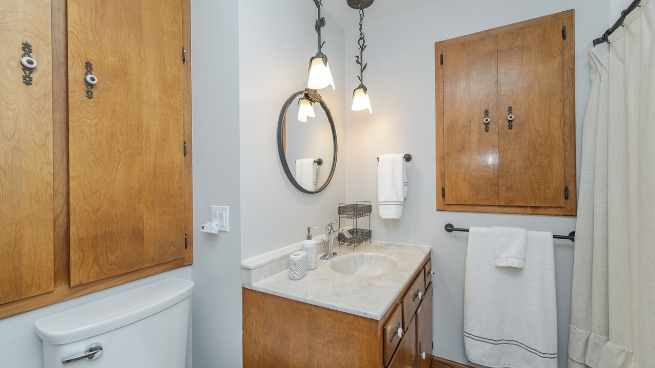Photo of Bathroom in Kutzky Park
