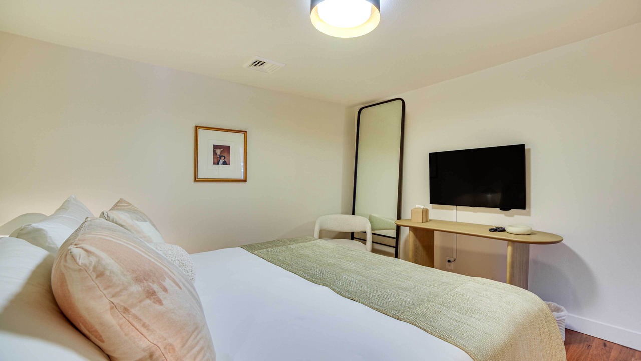 Photo of Bedroom in Southside