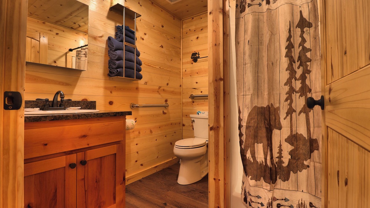 Photo of Bathroom in Red River