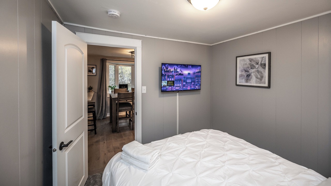 Photo of Bedroom in Spring Lake Park