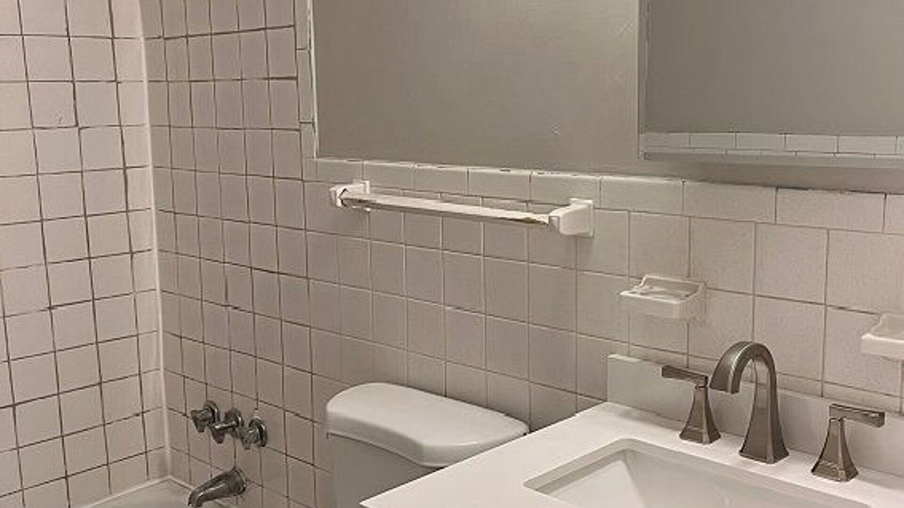 Photo of Bathroom in Wenonah
