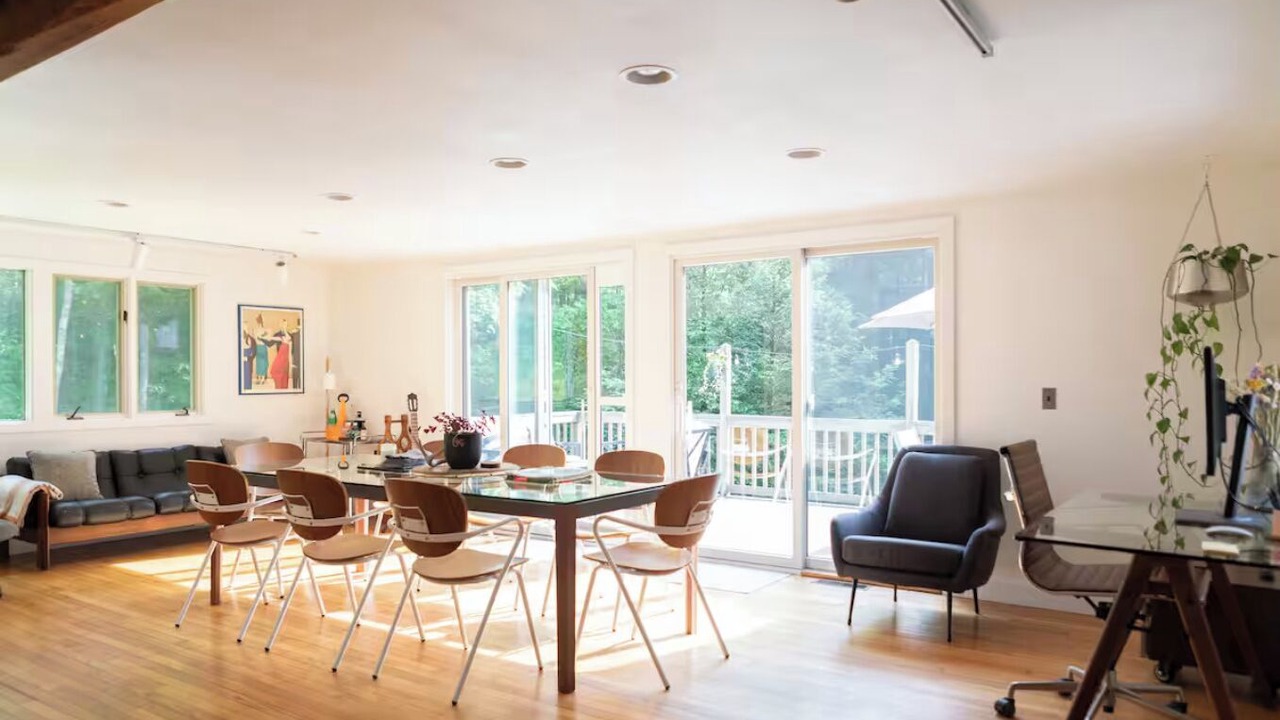 Photo of Livingroom in Cornwall Bridge