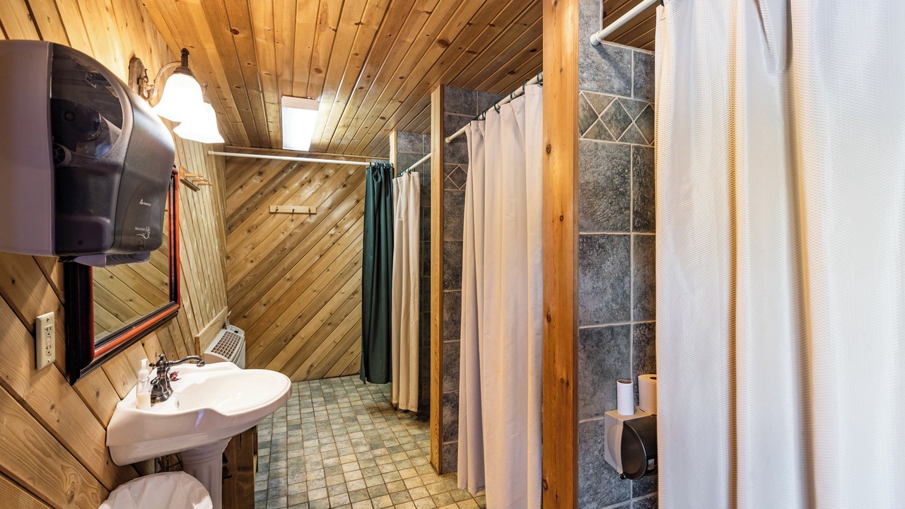 Photo of Bathroom in Neillsville