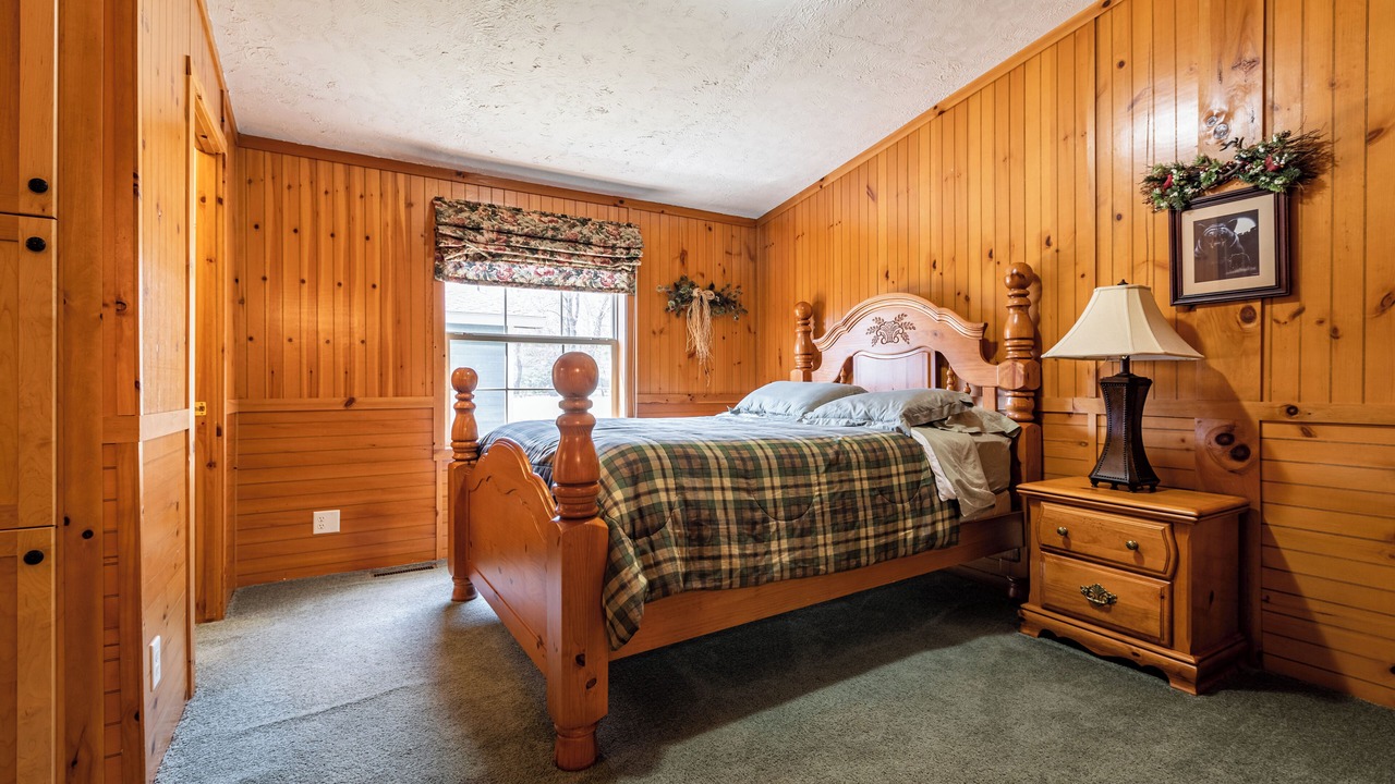 Photo of Bedroom in Neillsville