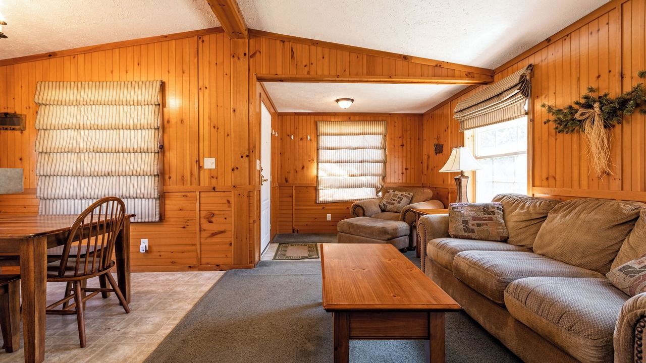 Photo of Livingroom in Neillsville