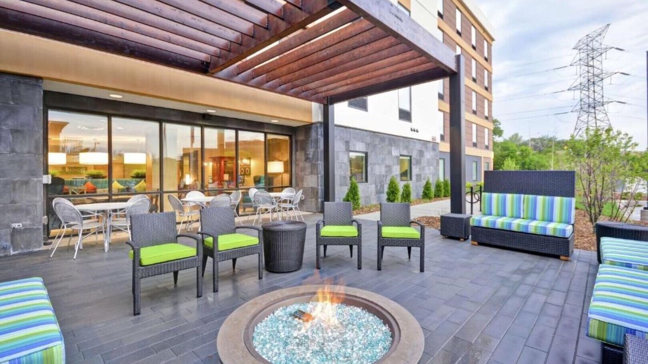 Photo of Patio Balcony in Minnetonka