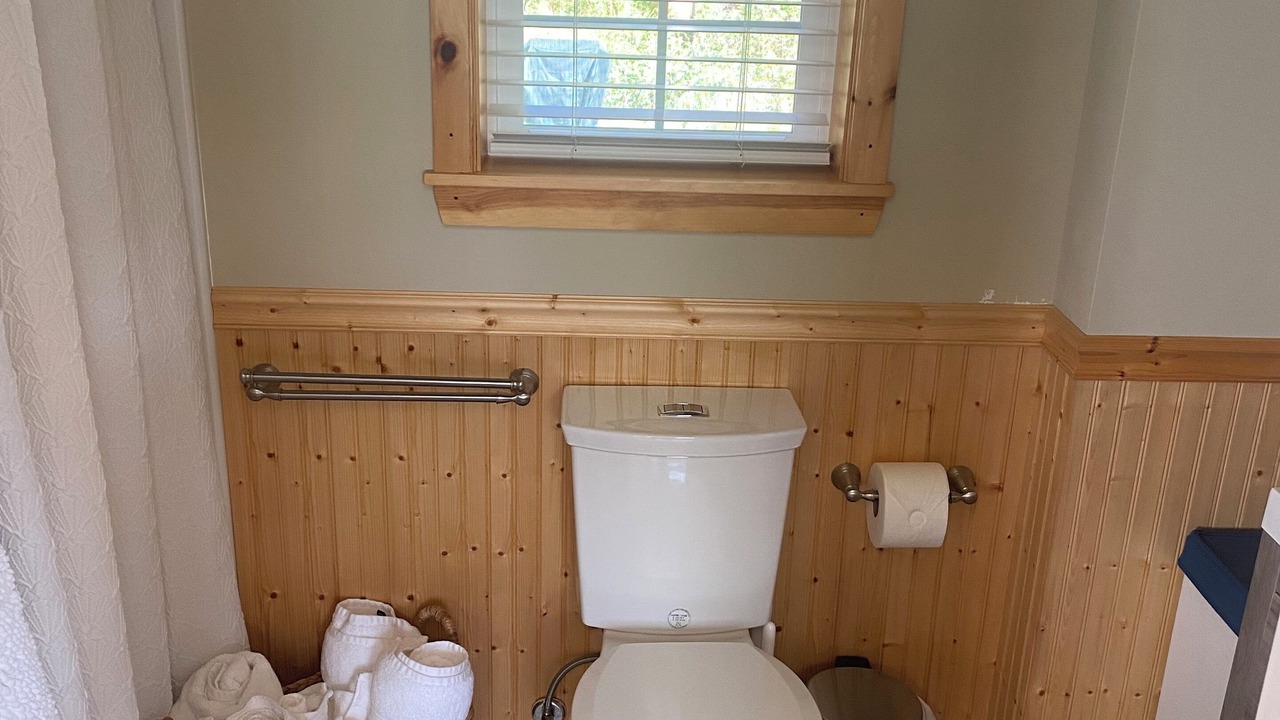 Photo of Bathroom in Speculator