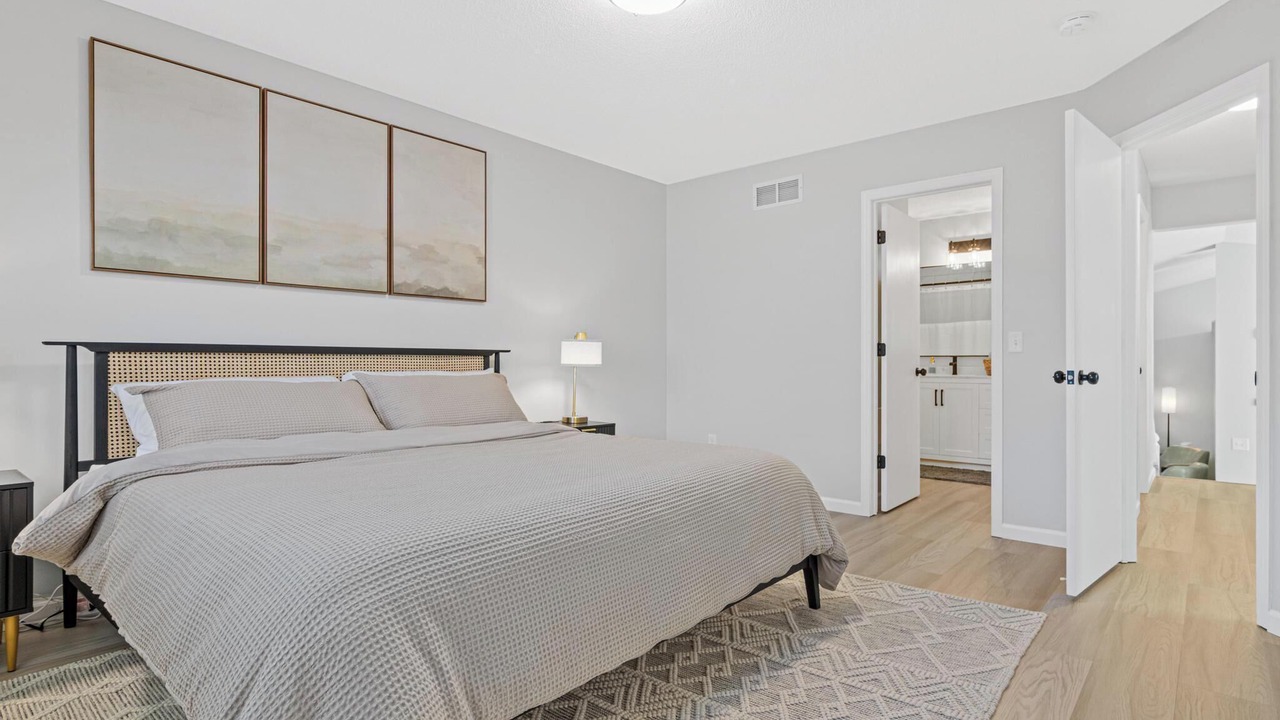 Photo of Bedroom in Blaine
