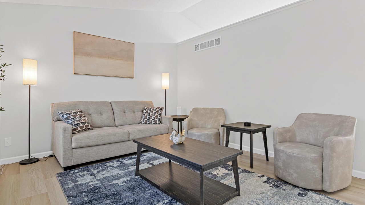 Photo of Livingroom in Blaine