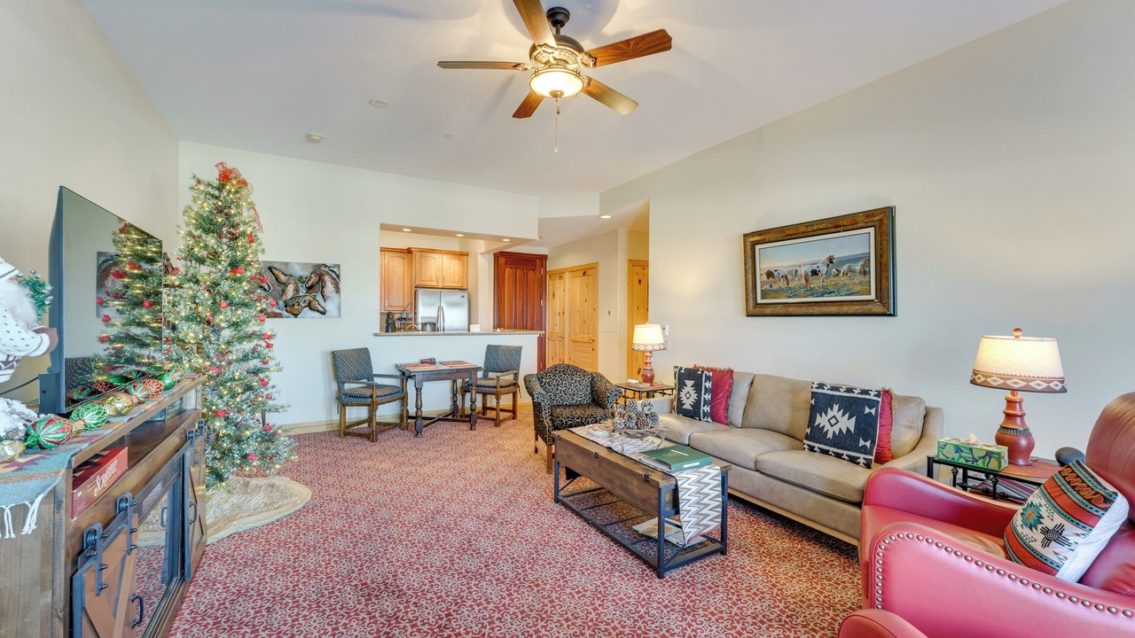 Photo of Livingroom in Angel Fire