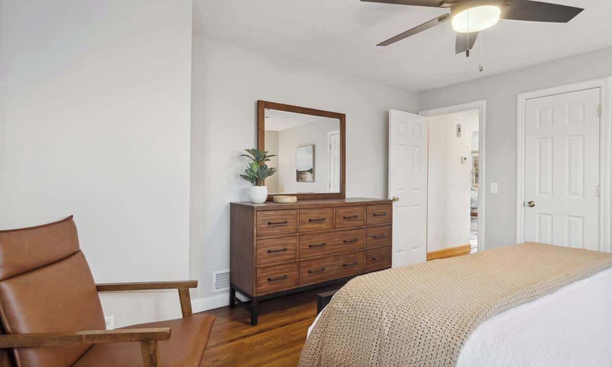 Photo of Bedroom in Champlin