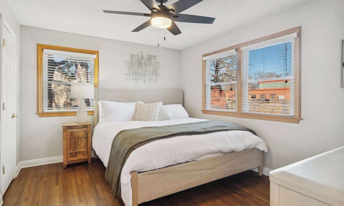 Photo of Bedroom in Champlin