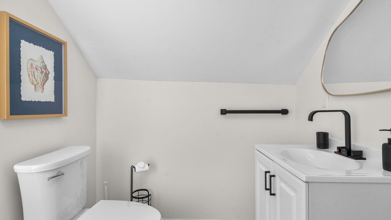 Photo of Bathroom in Tariffville