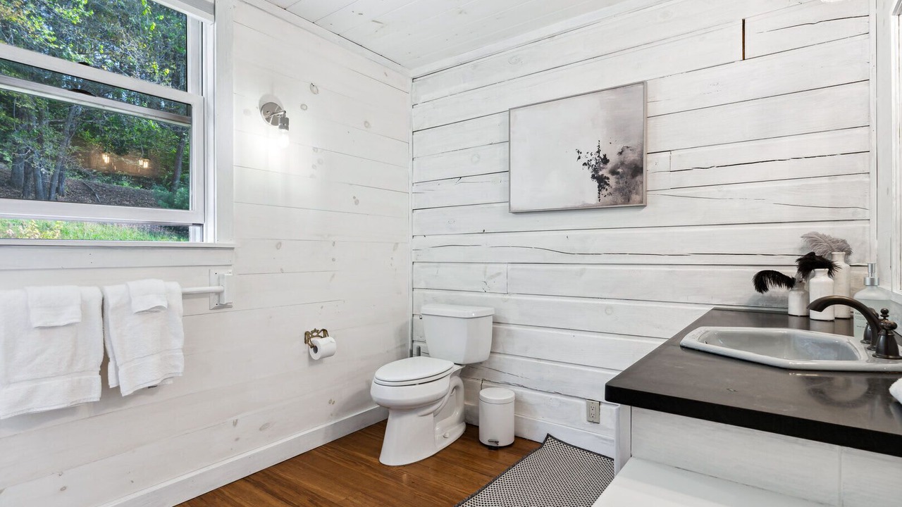 Photo of Bathroom in Woodstock