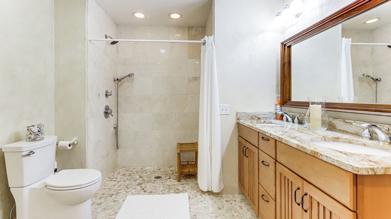 Photo of Bathroom in Mansfield Depot