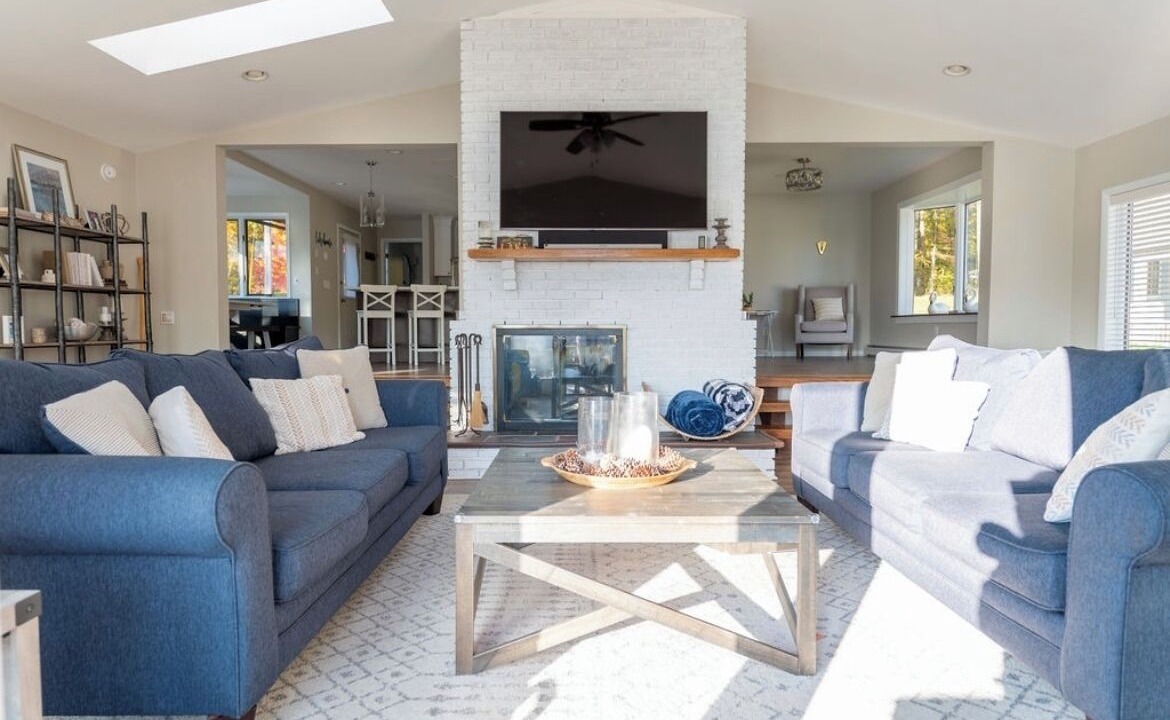 Photo of Livingroom in Lake George