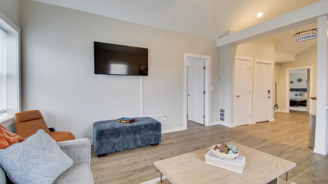 Photo of Livingroom in Oswego