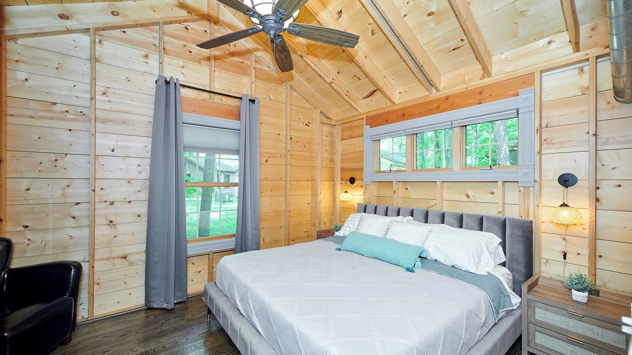 Photo of Bedroom in Fennville